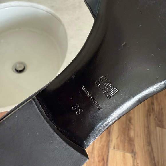 CAVALLI CLASS Sandals size 38 - Picture 7 of 7